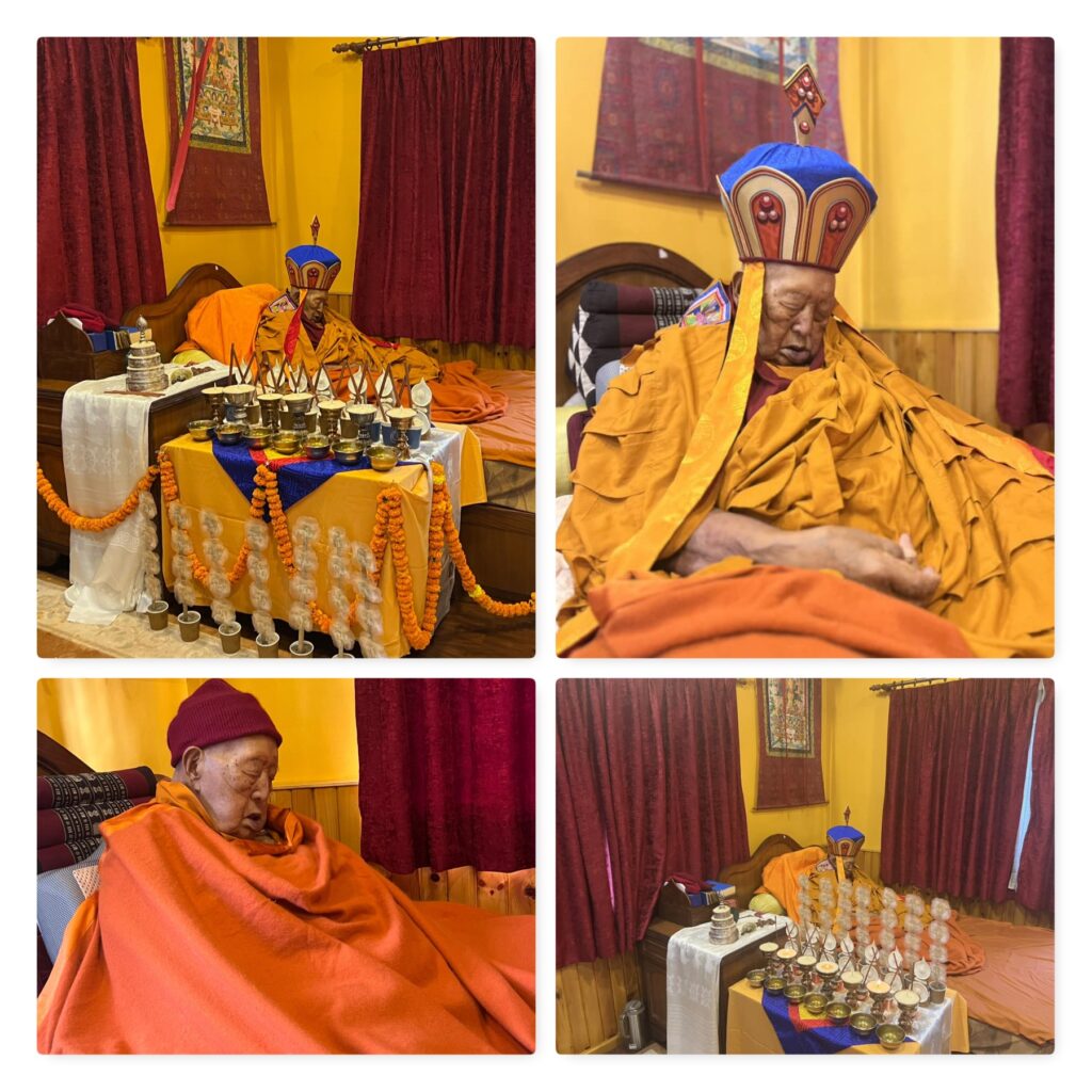 Su Eminencia Tenzin Namdak Rinpoche en estado de Tuk Dam (ཐུགས་དམ, Wiley: THUGS DAM)